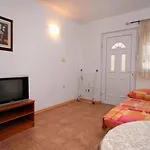 With Parking Space Podaca, Makarska - 6050 波达卡