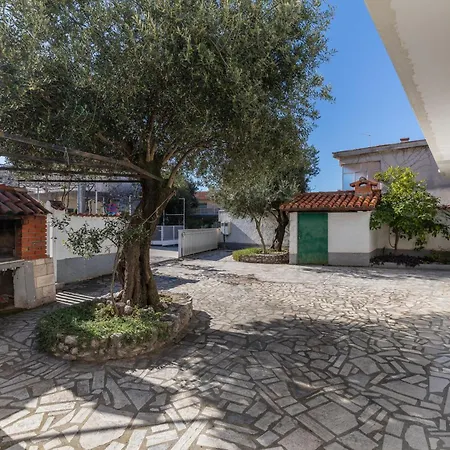 Апартаменты With A Parking Space Podaca, Makarska - 6050 Подаца