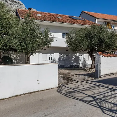 Апартаменты With A Parking Space Podaca, Makarska - 6050