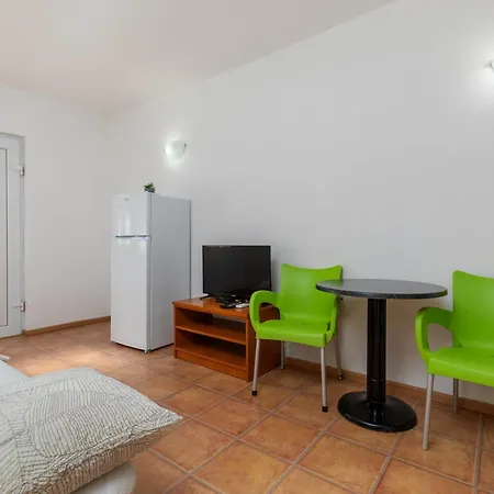 Апартаменты With A Parking Space Podaca, Makarska - 6050 *