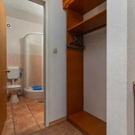 With A Parking Space Podaca, Makarska - 6050