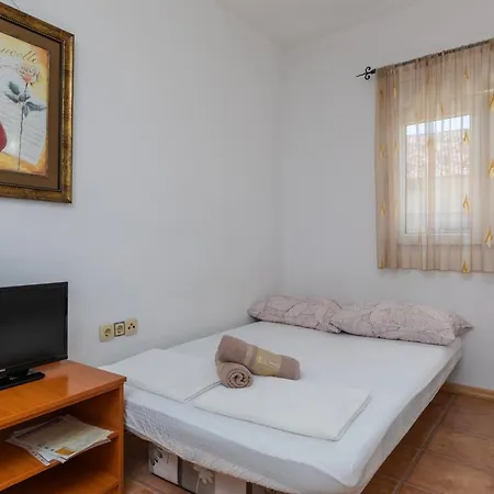 With Parking Space Podaca, Makarska - 6050