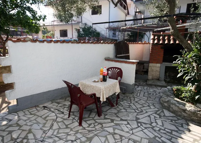 Apartman With Parking Space Podaca, Makarska - 6050 *