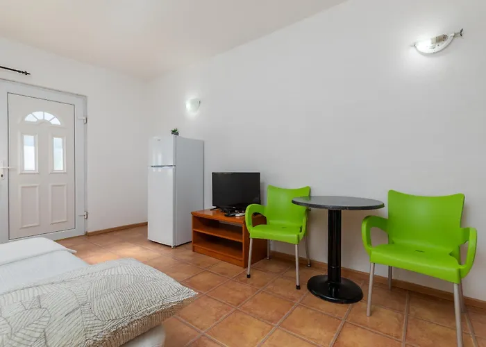 Apartman With Parking Space Podaca, Makarska - 6050 *