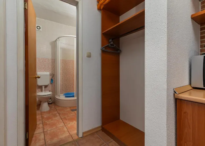 With Parking Space Podaca, Makarska - 6050
